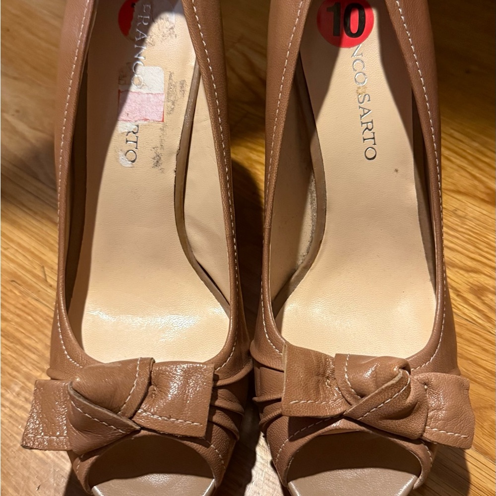Franco Sarto Brown Bow Peep Toe Heels